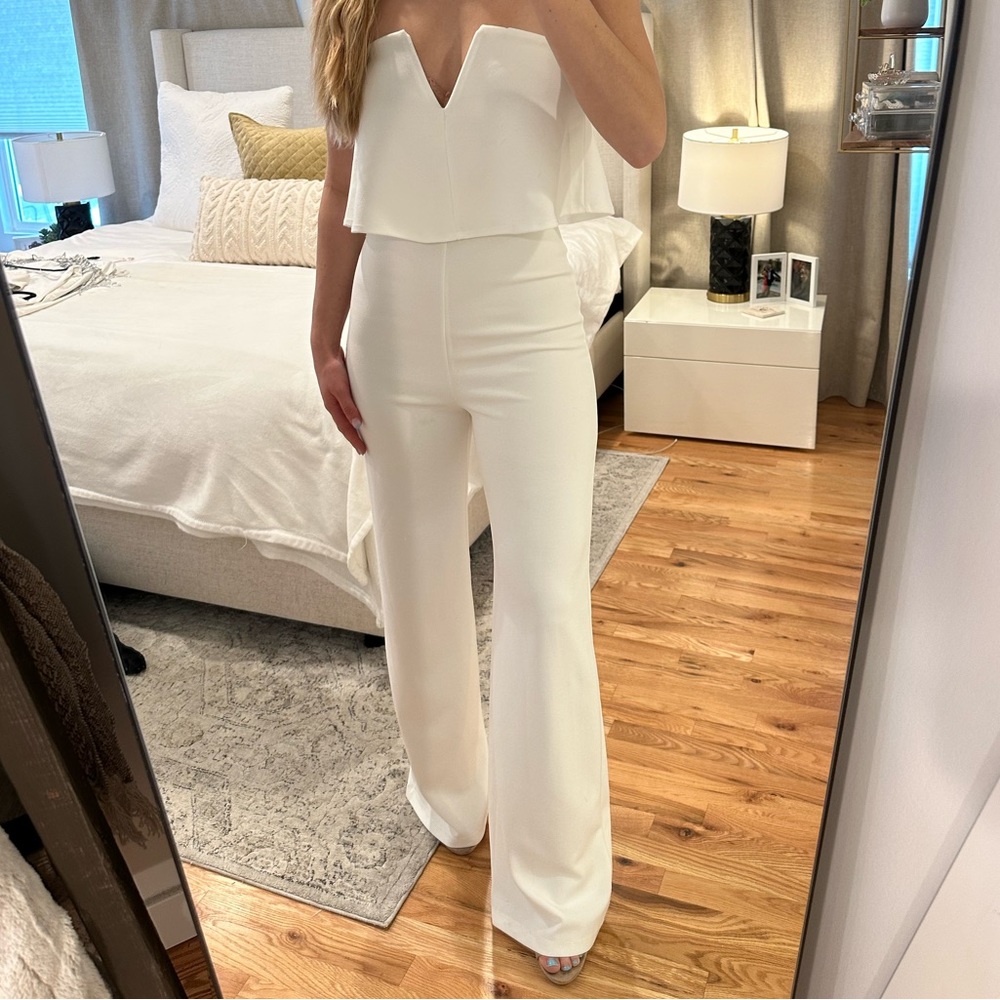 Lulus White wide leg Jumpsuit